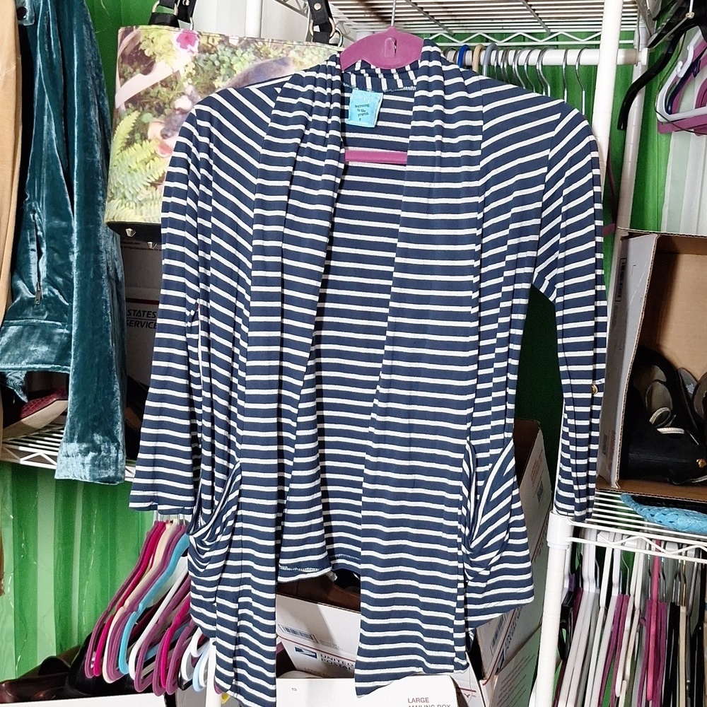 h.i.p. STRIPED CARDIGAN SIZE SMALL